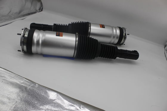 Συσκευές Land Rover Auto PartsΑεροαπορροφητής LR057700 LR057699 για το Range Rover Executive Sport L405 L494